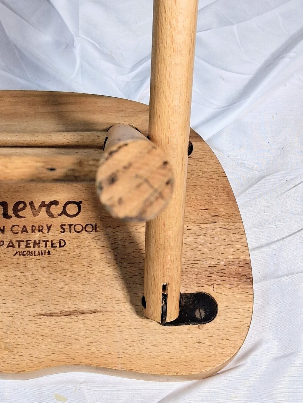 Nevco Yugoslavia Vintage 1950's Strong Collapsible Folding Milking/Planter Stool - Picture 8 of 13